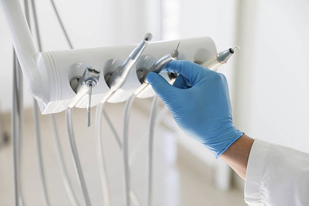 Professional Emergency Dentist technician working in Templeton, CA